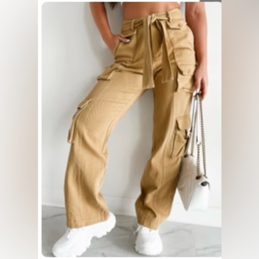NanaMacs Tan Wide Leg Cargo Cordoroy Pants size small nwt with Belt